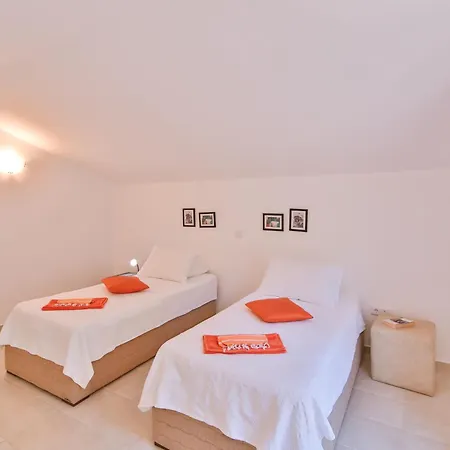 Penthouse Soveda Ii * 카스